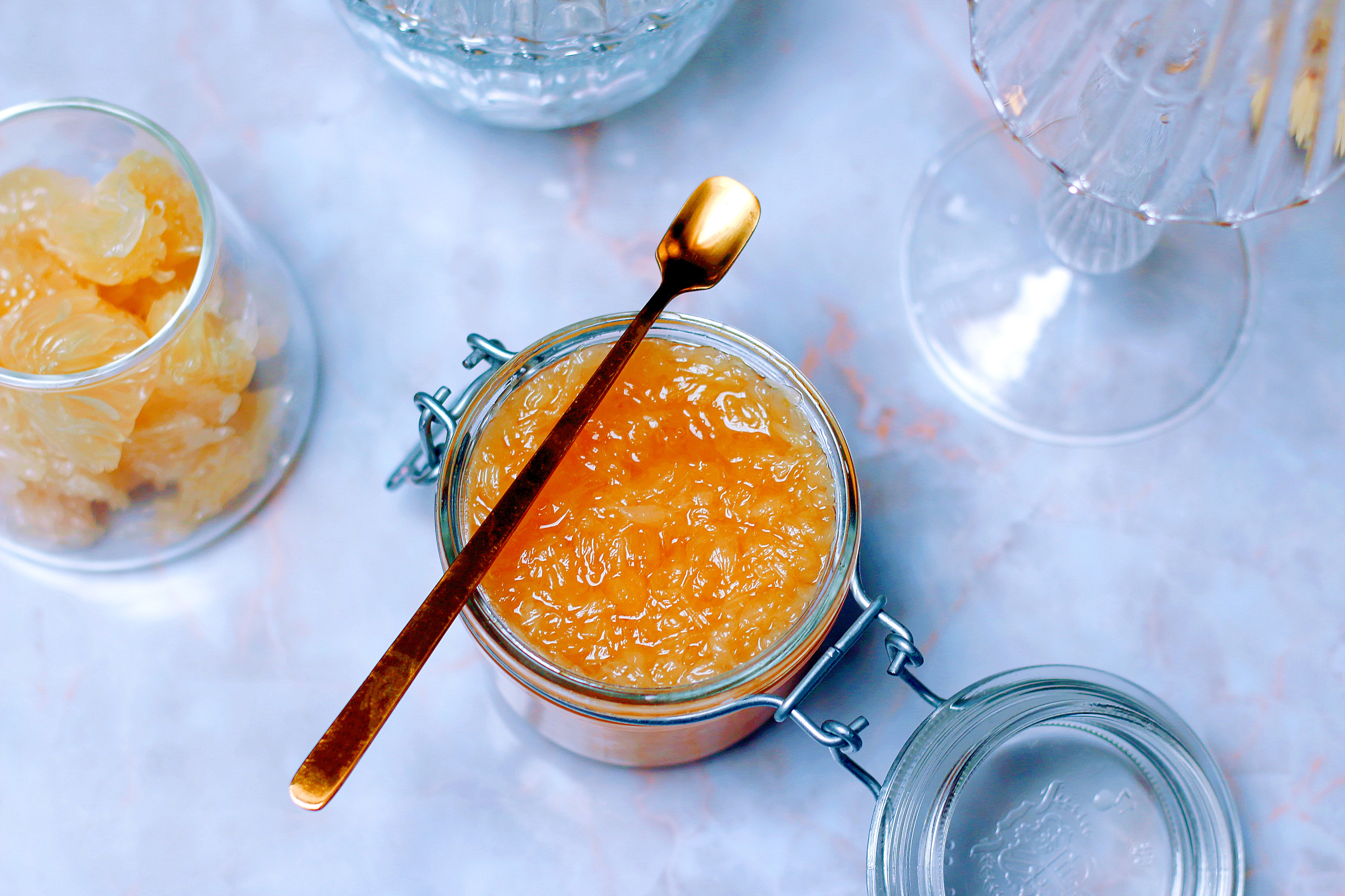 柚子吃不完做成蜂蜜柚子茶冬天,柚子果肉特别苦怎么做蜂蜜柚子茶