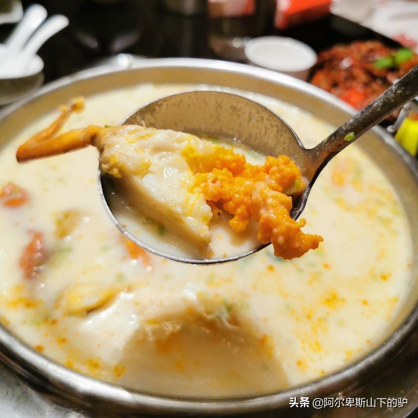 秋风起吃蟹的视频,秋风起吃蟹正当时