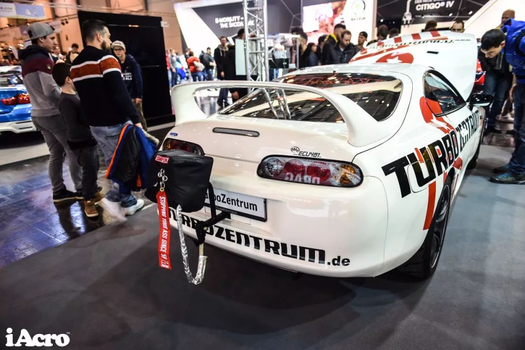 iAcroNavi——德国埃森改装车展之眼花缭乱上篇