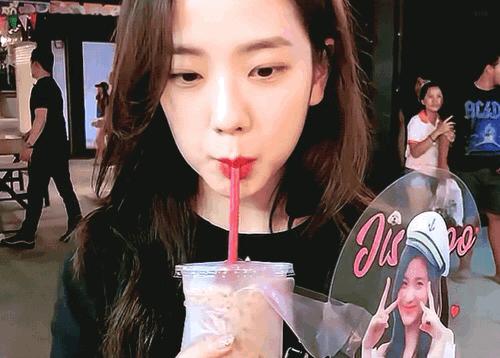 迪奥官宣金智秀全球双线大使,亚洲唯一迪奥代言