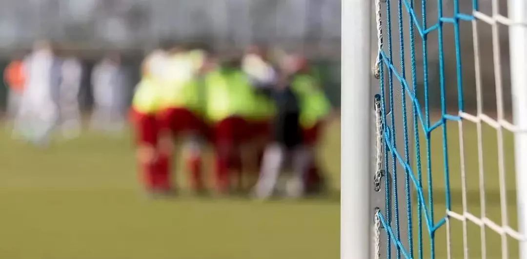 足球教练和指导的区别,足球教练是怎么教学员的