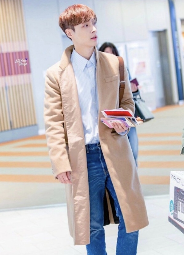 张艺兴放大招了！CK*裤内**代言大秀肌肉，粉丝们要顶住呀