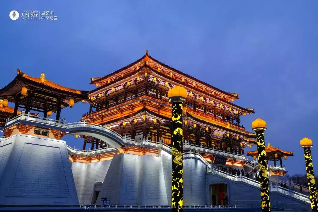 西安地铁大雁塔管控,西安地铁北大街站早晚高峰客流量