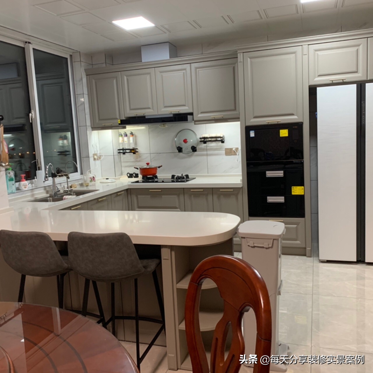 最简单的复式楼装修效果图,复式楼200平米上下两层装修效果图