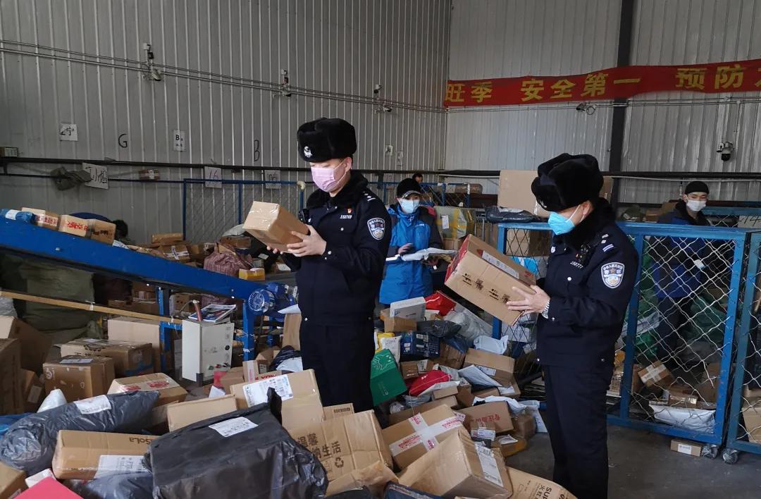 百万警进千万家走进重点单位,百万警进千万家金岭