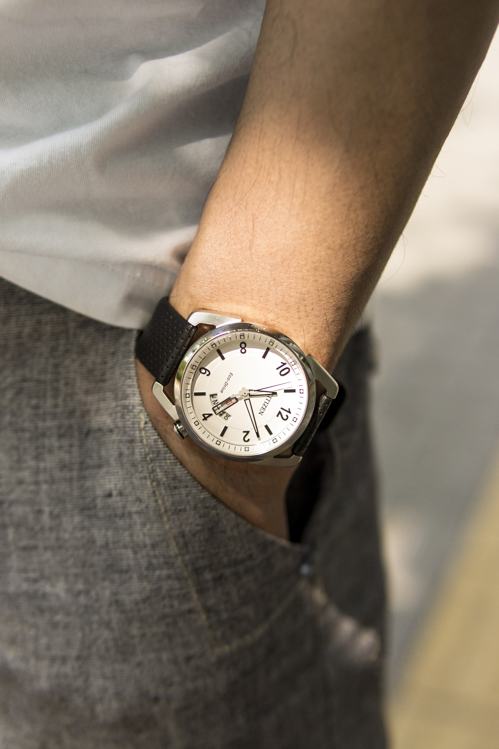 买西铁城还是精工好,西铁城买机械还是光动能