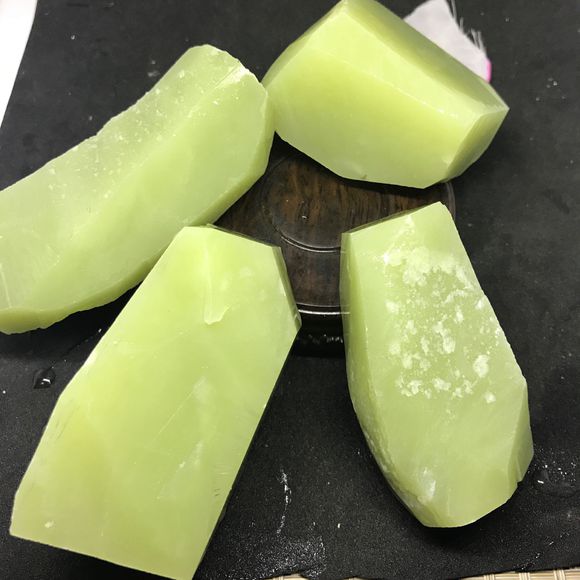 黄口料价格一览表,黄口玉为什么那么便宜