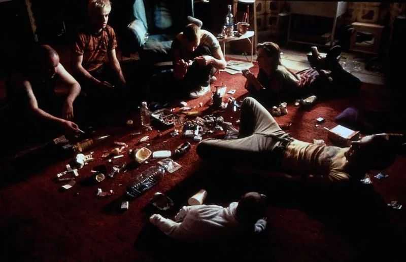 《猜火车》20年：有些人入世，有些人堕落到死