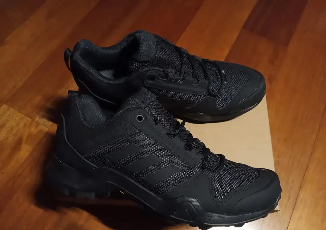 正品阿迪达斯哪个性价比高,阿迪达斯正品清仓价格