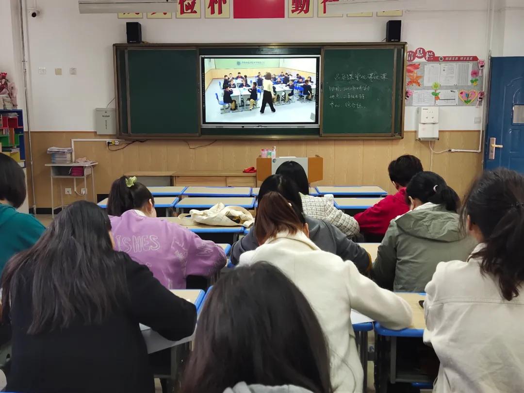 丰荫明德小学大课间,丰荫明德小学访谈2021