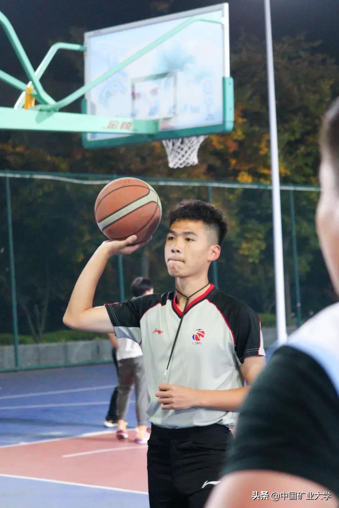 鍥戒箳姣旇禌瓒呯噧鐬棿,姣旇禌瓒呯噧鏃跺埢