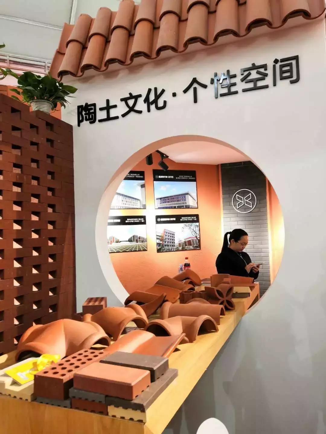 一场建博会，吸引了广东福建上百家陶企，哪些新品最有人气？