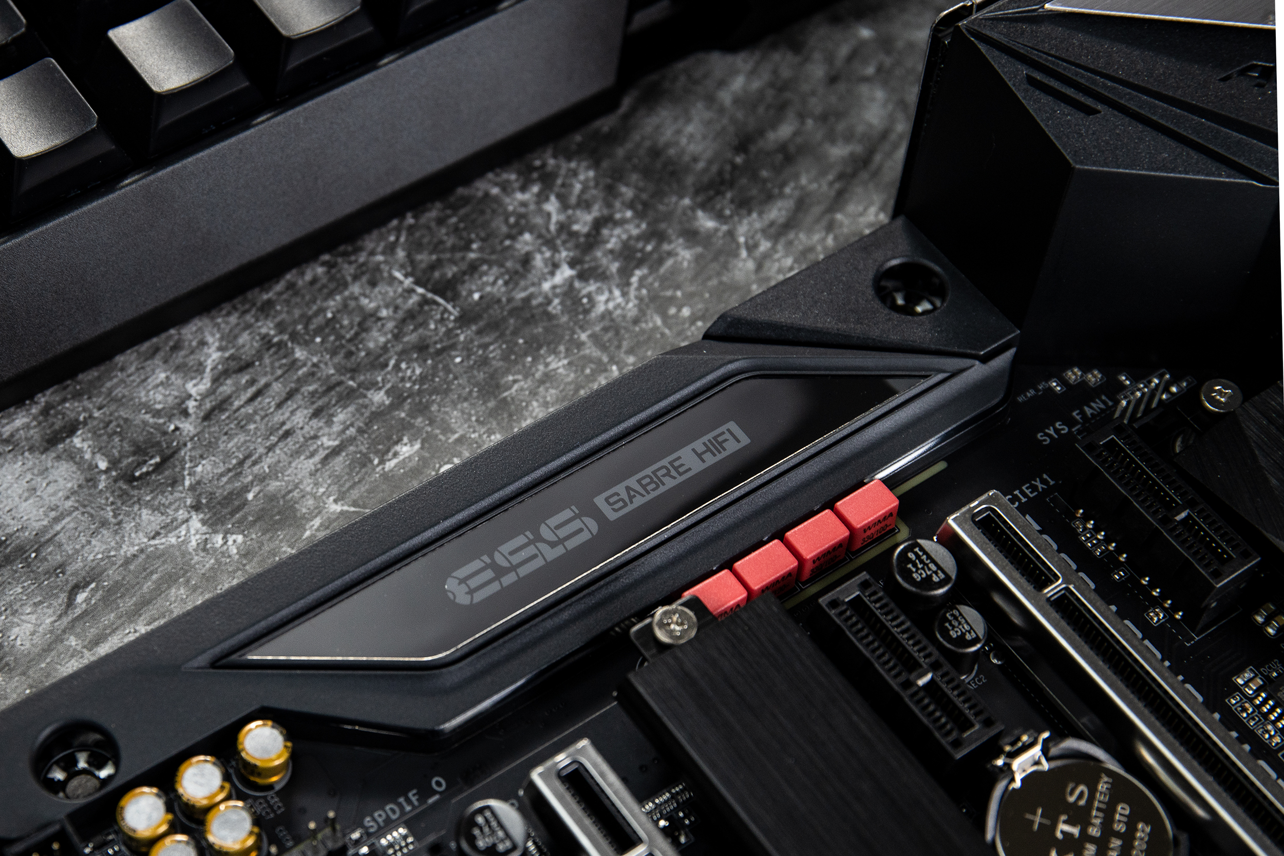 外星人游戏主机值得买吗 (有主机的外星人游戏本)