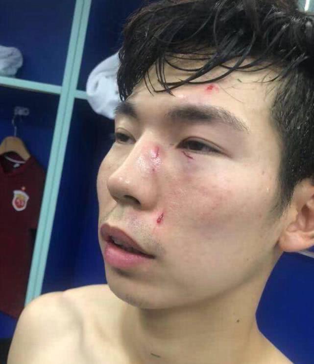 胡尔克梅开二度完整版,上港胡尔克帽子戏法