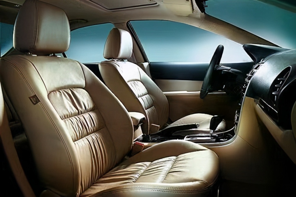 汽车真皮座椅龟裂的修复,汽车座椅皮龟裂