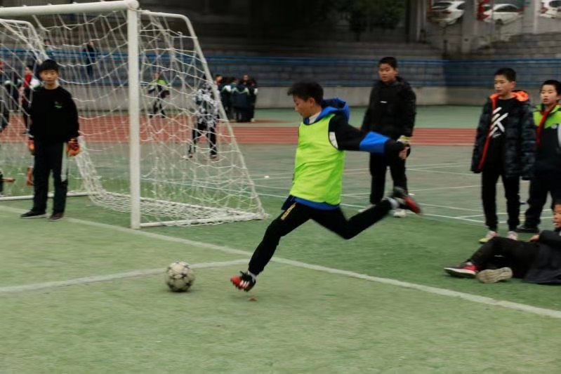 校园足球比赛活动内容及介绍,首届校园足球联赛活动报道