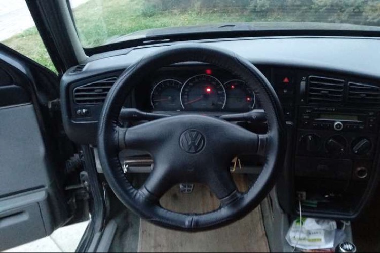 12万左右二手车买什么合资车好,二手车买合资车划算还是买国产车