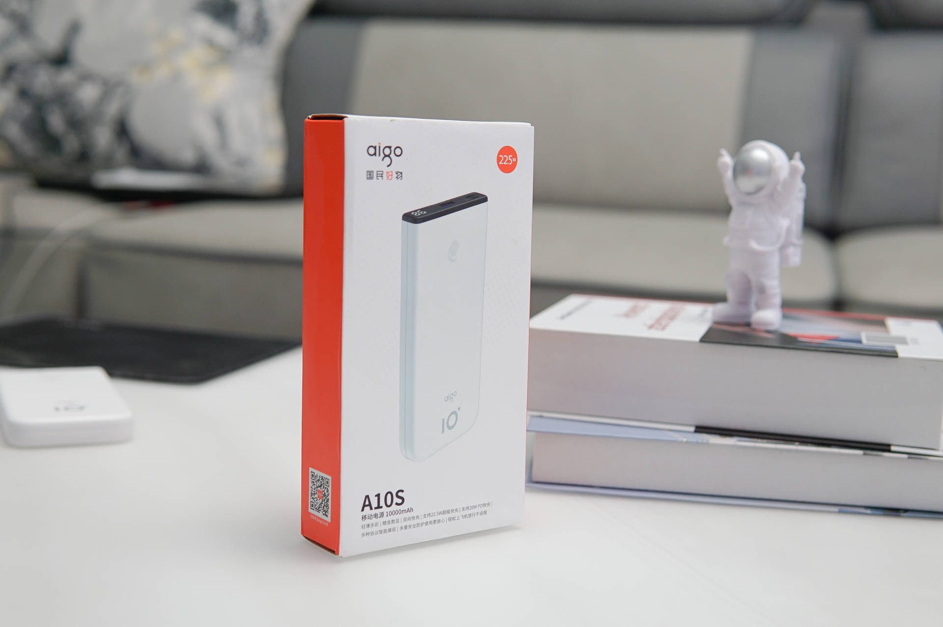 华为充电宝怎么比小米的贵那么多,华为66wsupercharge充电宝测评