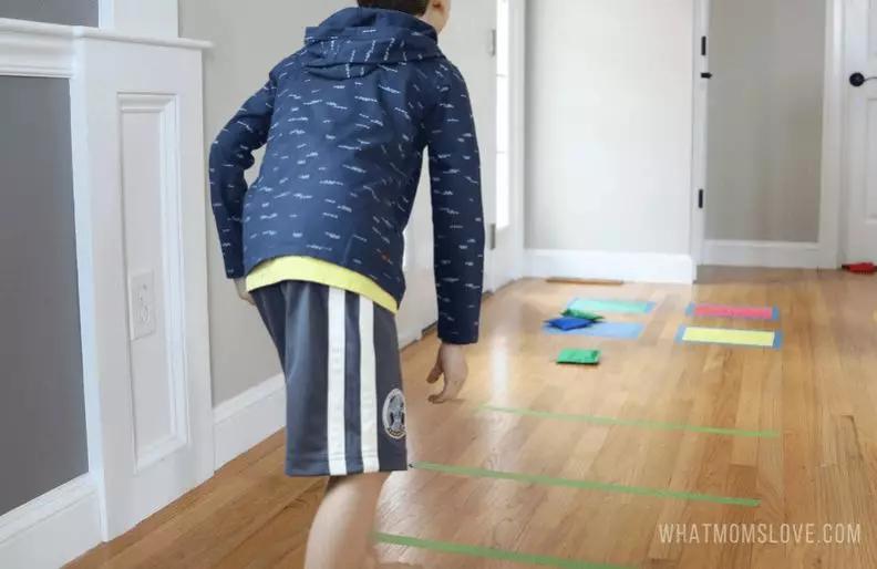 大人室内游戏大全活跃气氛坐着玩,超简单的室内小游戏