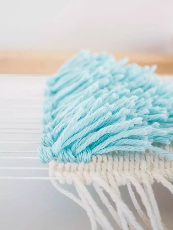 毛线装饰编织教程全过程,毛线编织小饰品简单入门教程