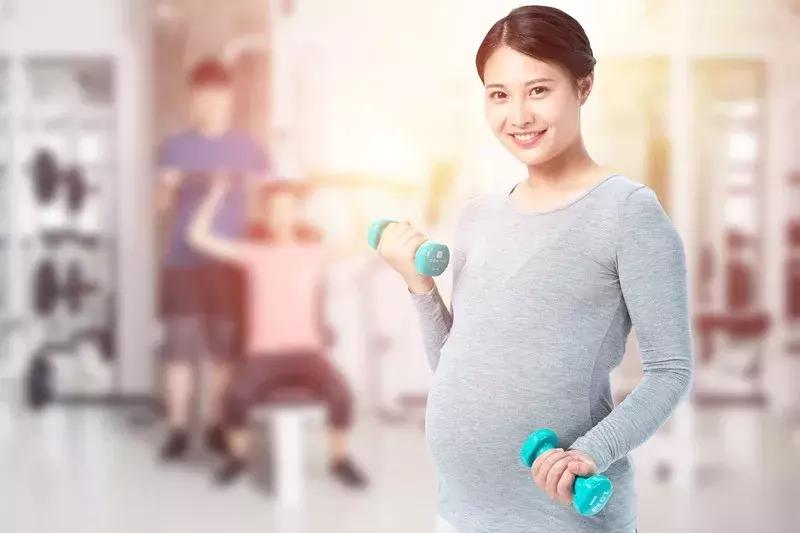 婆婆说屁股大好生养,屁股大好生养没科学道理吗