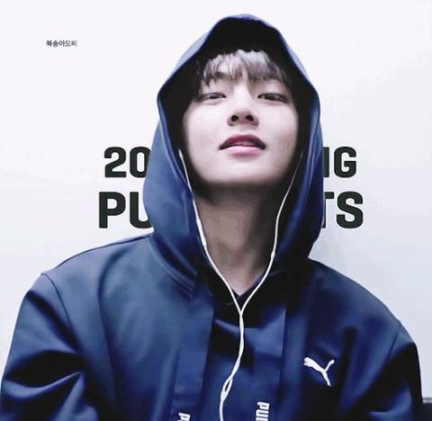 被星探发现的爱豆,爱豆被星探发现的名场面