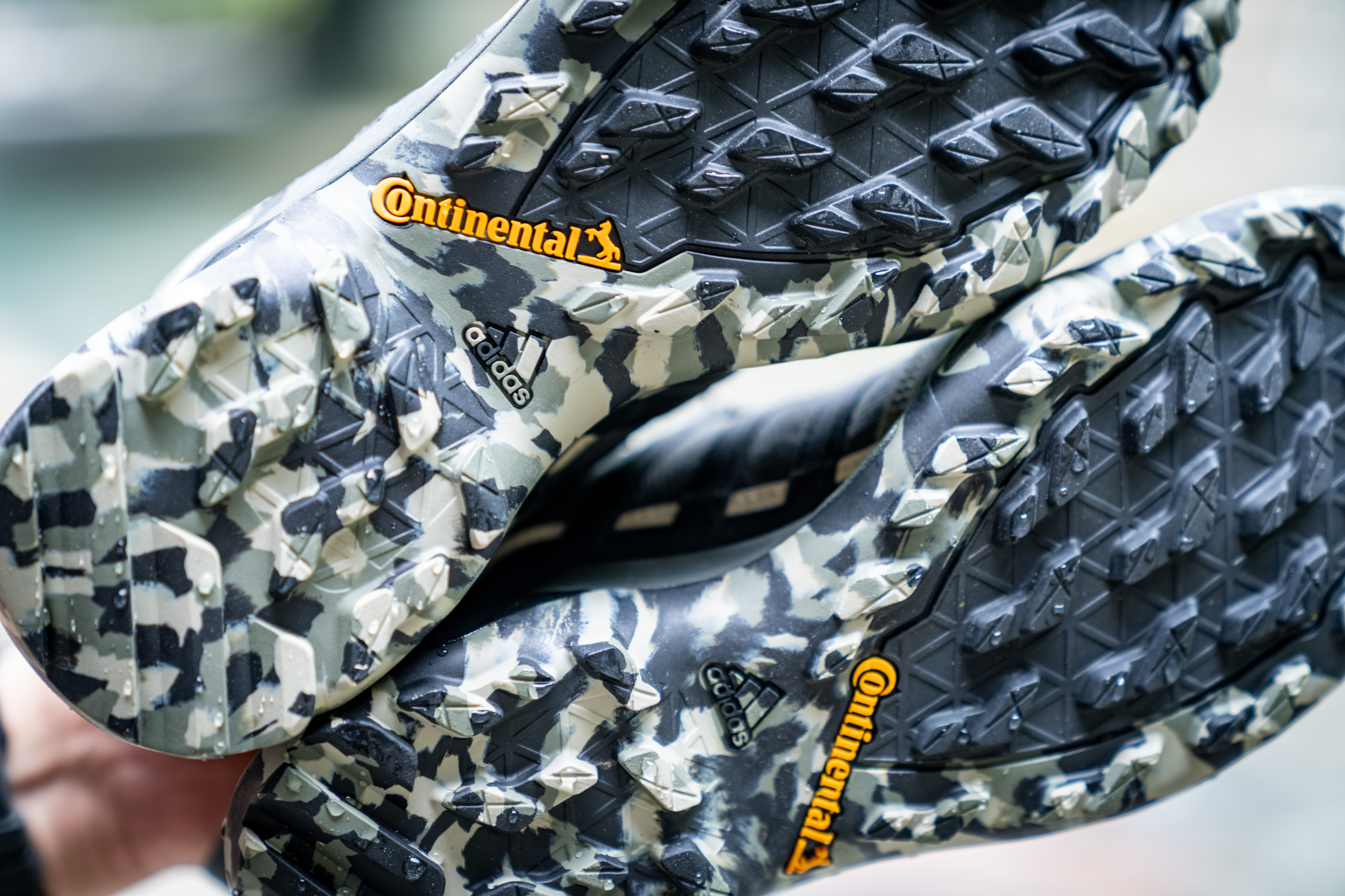 adidasterrex户外鞋卡其色,adidasterrex户外跑鞋评测