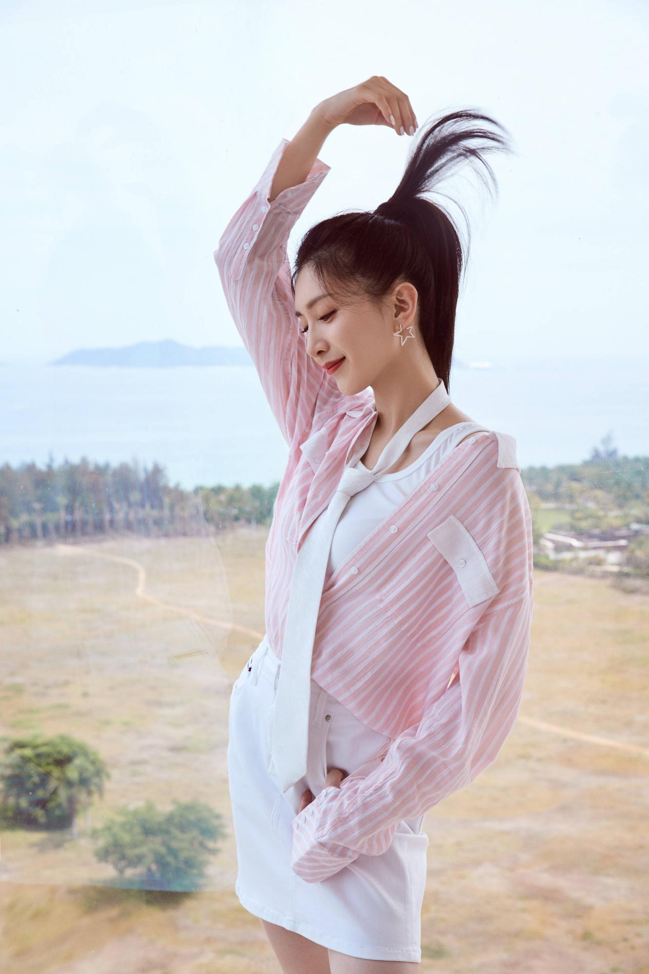 可爱显脸小披发发型,显脸小披发发型女2020流行发型