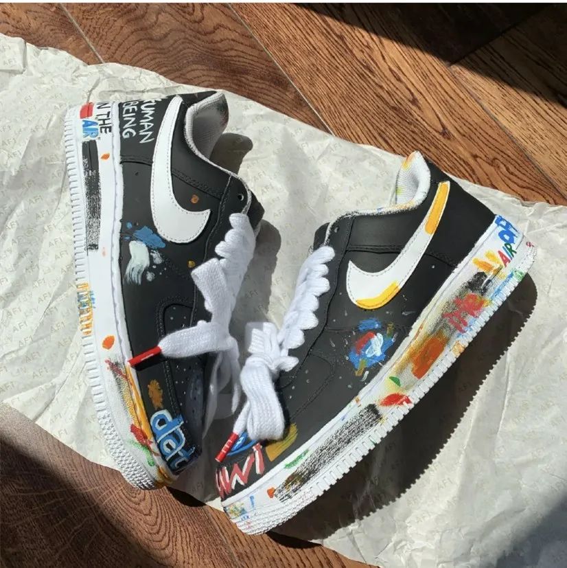 烂大街小白鞋还能穿吗,烂大街小白鞋还有吗