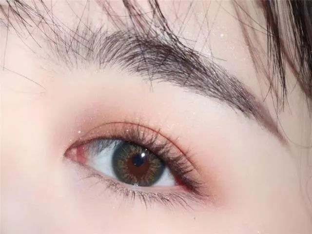 美瞳推荐适合深瞳,黄金瞳日本版