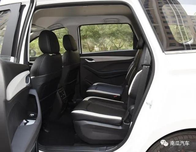 宏光s3和宝骏360,开五菱宏光mini再开轿车