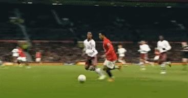 纳尼曼联时期,在阴影中闪耀自己的光芒