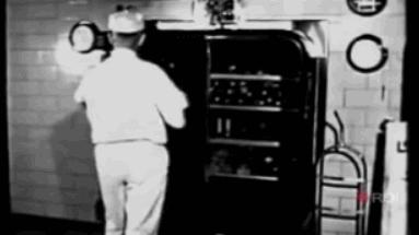 不是药嗑多了，加拿大怎么可能制造出这种“毒器”？｜局器