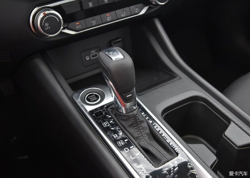 15万左右轩逸提车作业,15万预算省油性价比高的家轿