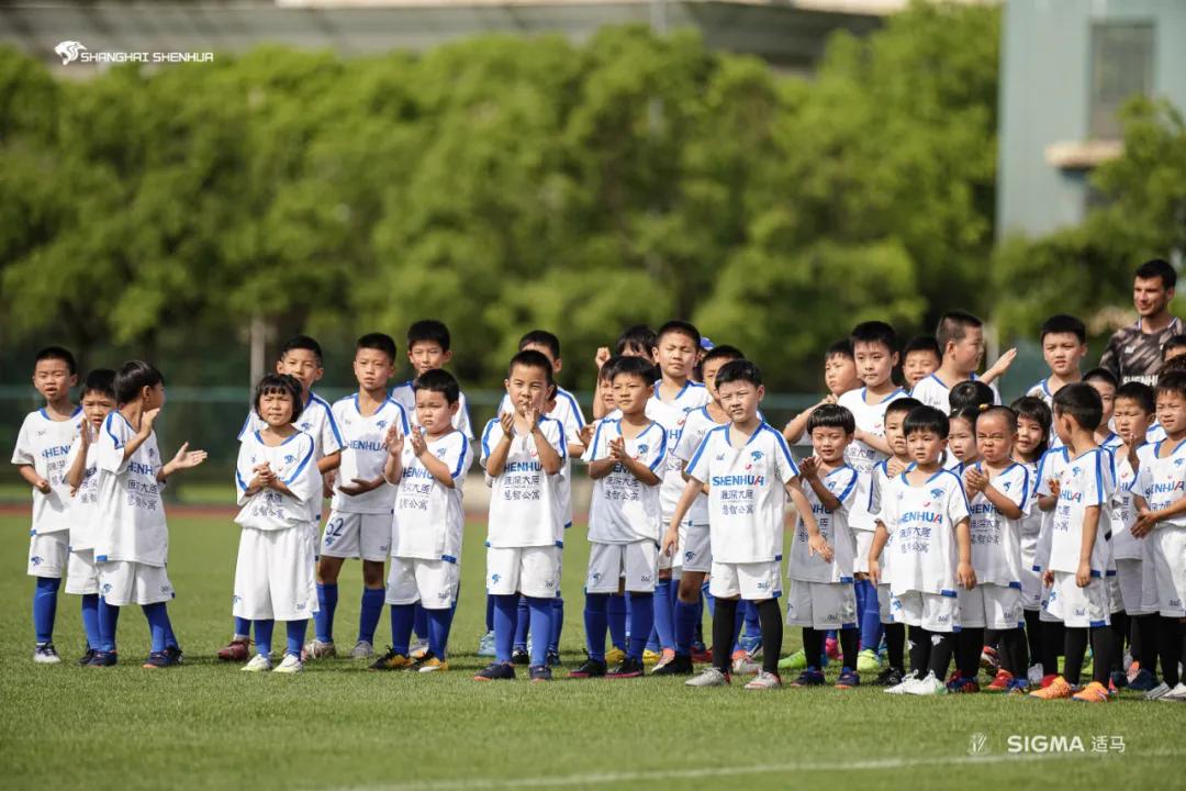 种下一颗足球的种子,种下一颗书法的种子