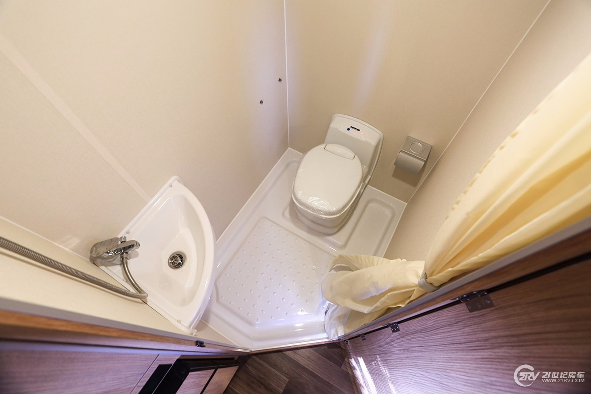 10万能买个什么样子的二手房车,10万左右能买房车吗