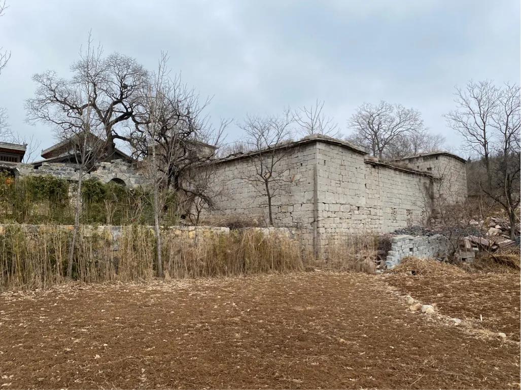 【初三】14、墙外看太行山中"云上的院子"依然很美