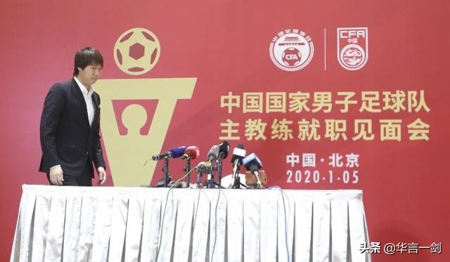 朱广沪透露面试细节，道出选择李铁原因，一点得到专家组充分肯定