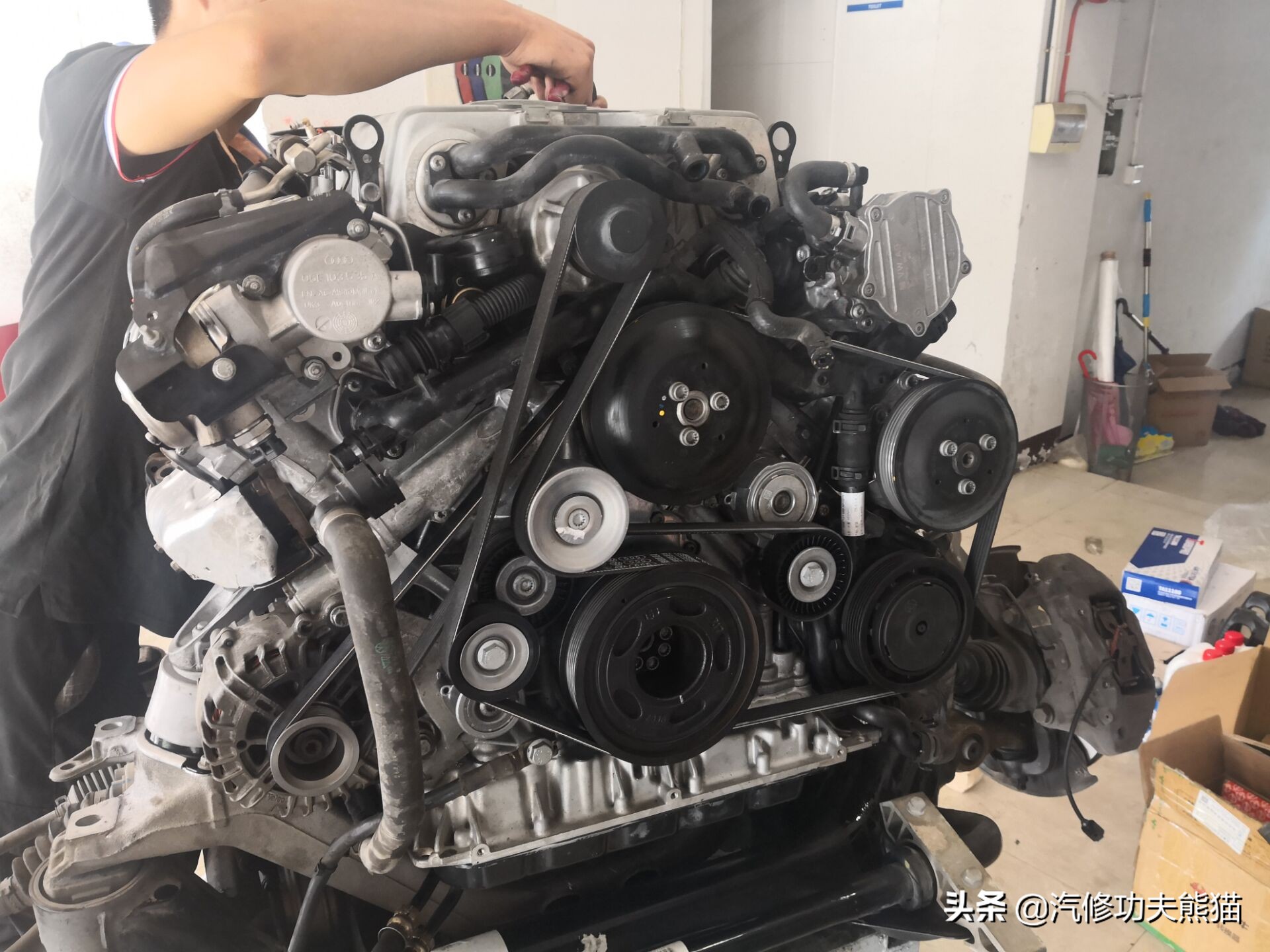 能拉动波音747的大众神车途锐烧机油治理，修完了又可以拉飞机了