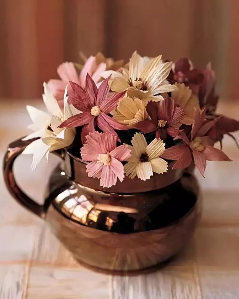 用玉米皮做的手工作品,手工玉米皮编席子教程