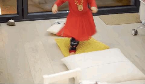 宅在家睡前的亲子游戏,假期在家必须玩的手游推荐