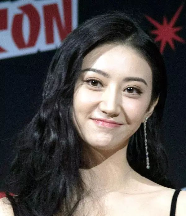 斌姐の私物分享之耳环篇|带着这些美物过春天