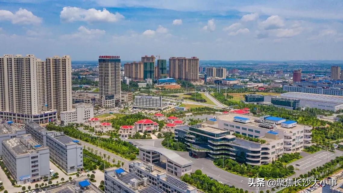 湖南浏阳市有多大,浏阳相当于长沙的一个区吗