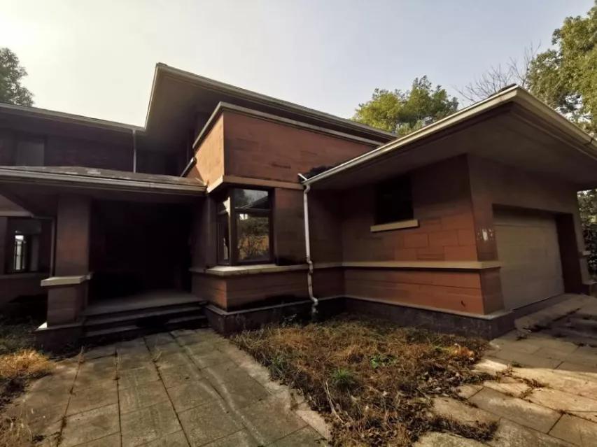 严厉调控下房价还会涨吗,狠降