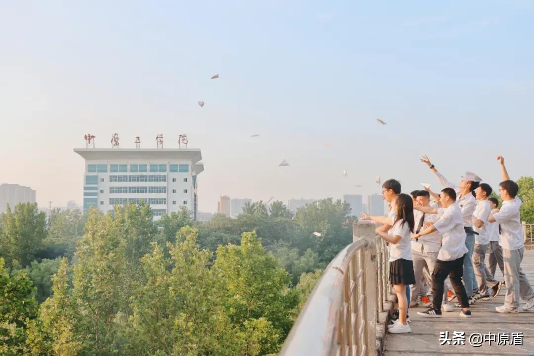 大片来袭！河南各高校凹造型毕业照绝对惊艳到你