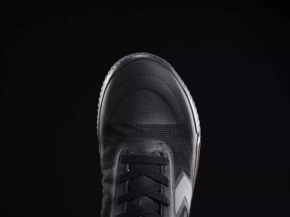 aj1黑红最新发售,最经典aj1黑红到底是什么配色