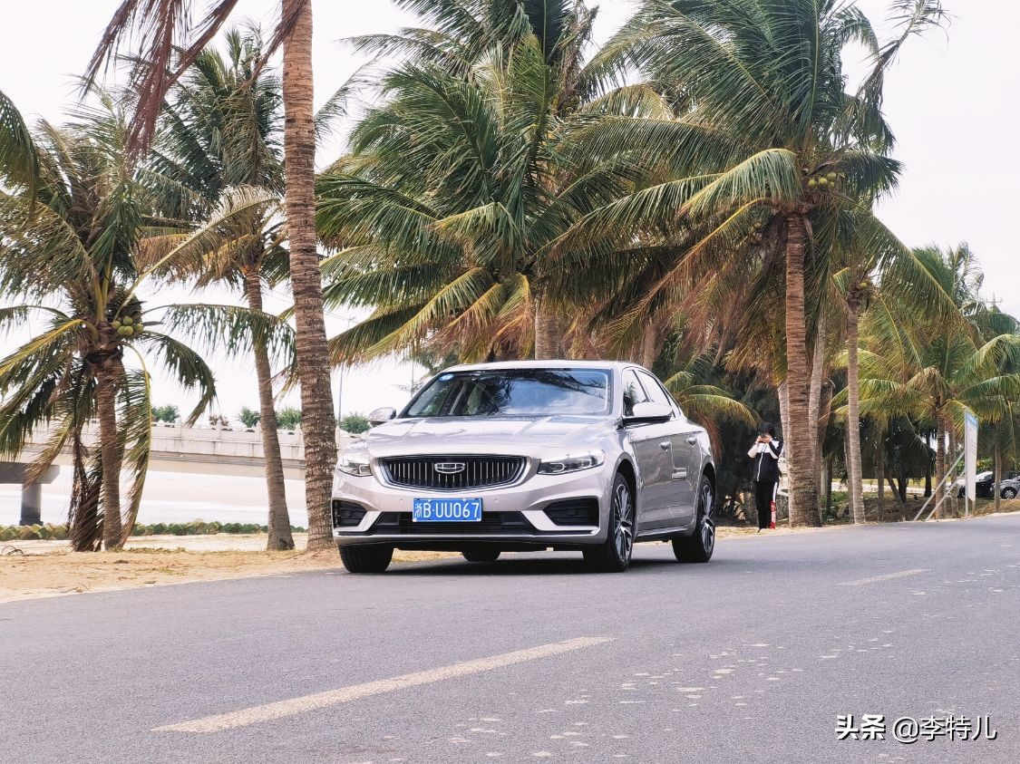 丰田卡罗拉和吉利星瑞哪个好,吉利星瑞可以吊打卡罗拉吗