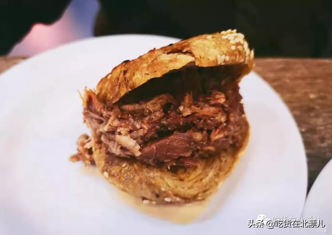 烤鸡、牛肉粒、炸糕、糖葫芦!牛街,我来了