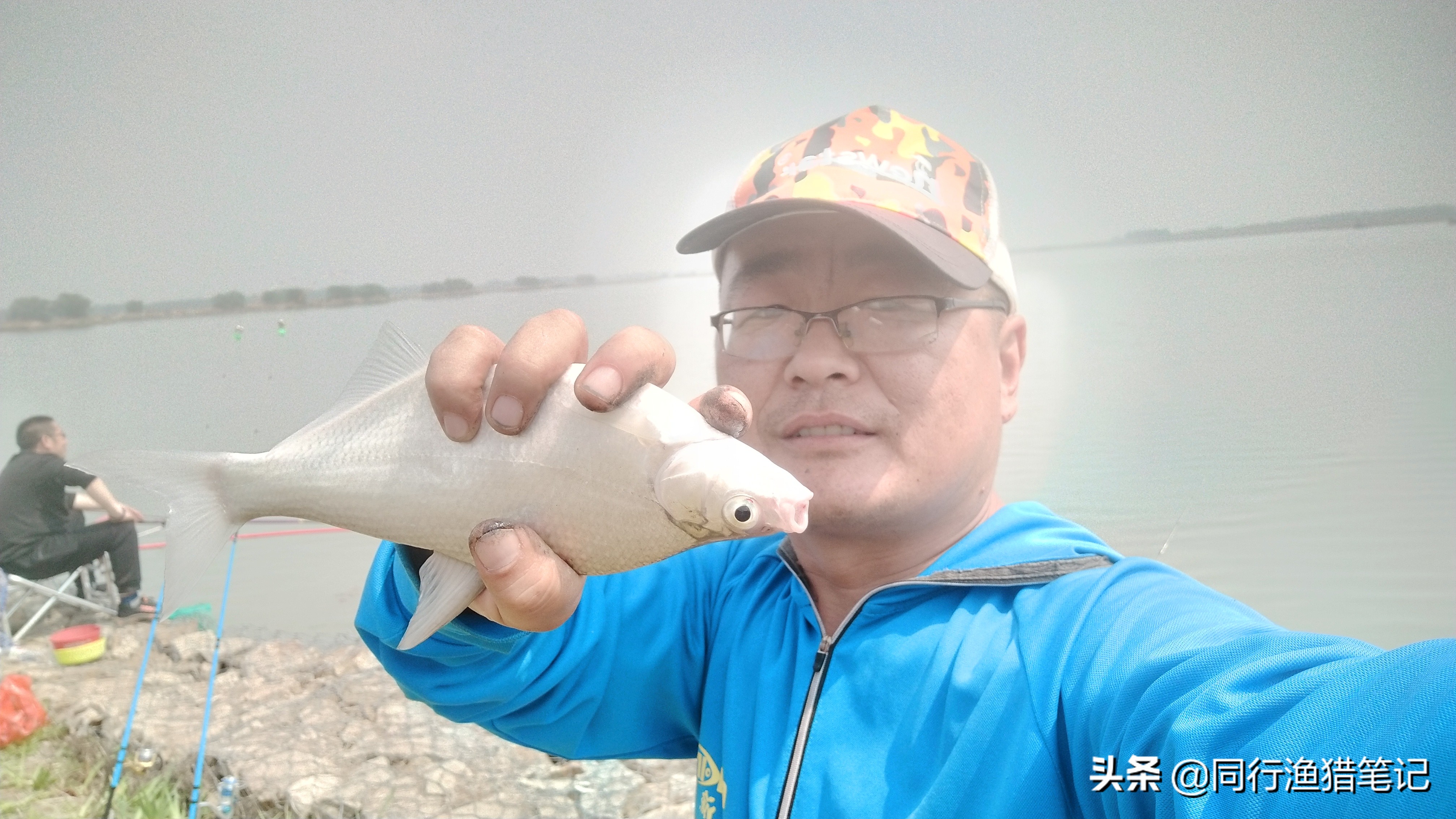 自制结实的鱼竿大鱼小鱼都能钓,如何用自制鱼竿钓鱼钓上大鱼