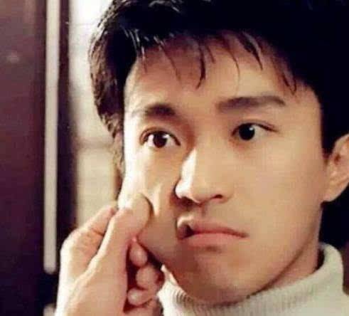 周星驰的成功，总是迂回波折没有一次痛痛快快、彻彻底底的胜利